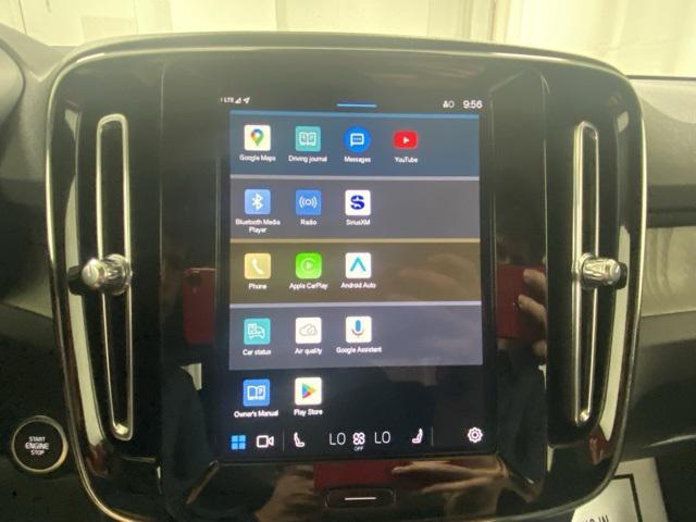 Photo of 2025 Silver Volvo XC40