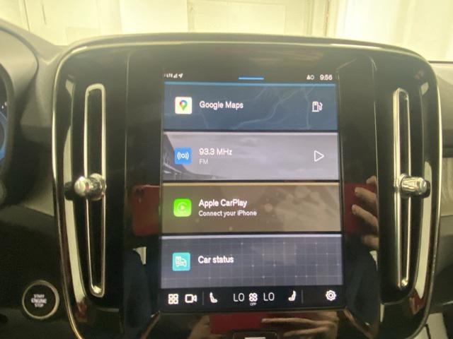 Photo of 2025 Silver Volvo XC40