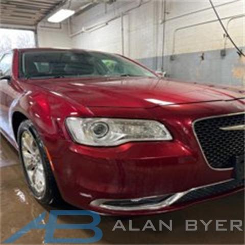 2018 Chrysler 300