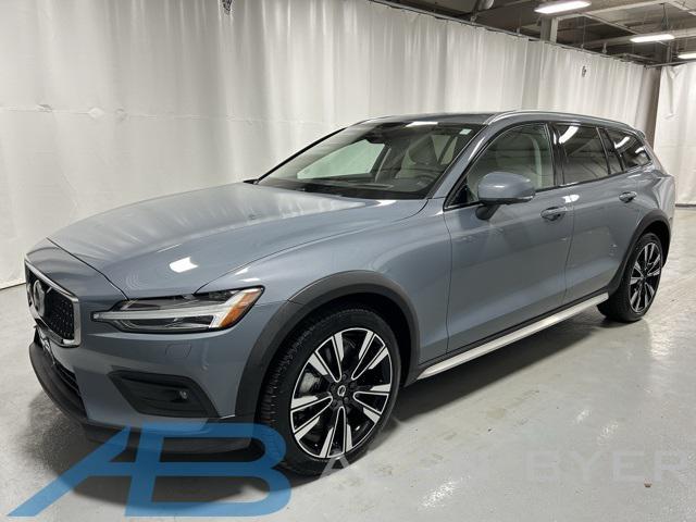 2024 Volvo V60 Cross Country
