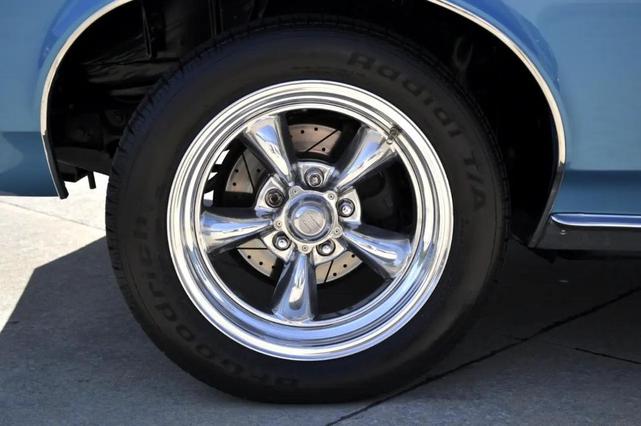 Photo of 1967 Marina Blue Pontiac LeMans