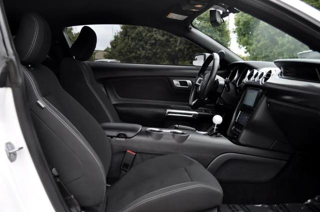 Photo of 2020 Black Ford Mustang
