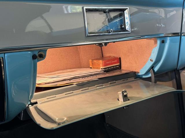 Photo of 1952 Teal Cadillac Series 62