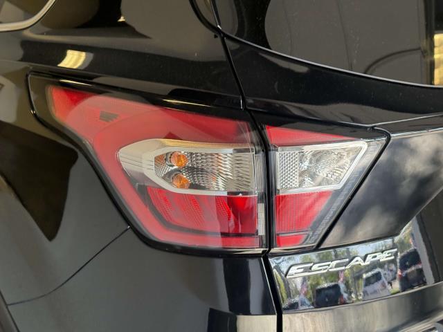 Photo of 2018 Shadow Black Ford Escape