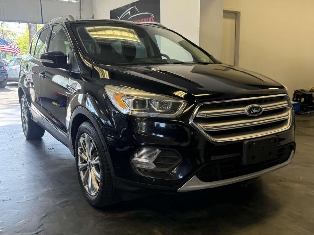 Photo of 2018 Shadow Black Ford Escape