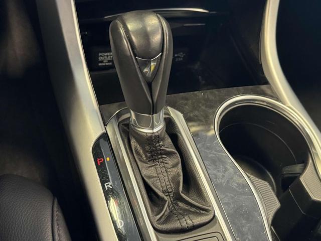 Photo of 2019 Platinum White Pearl Acura TLX
