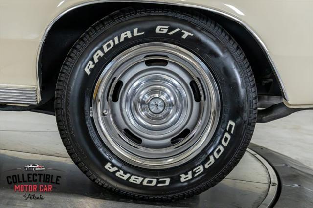 Photo of 1967 Beige Chevrolet Chevelle