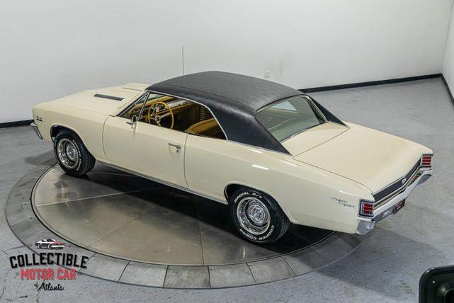 Photo of 1967 Beige Chevrolet Chevelle