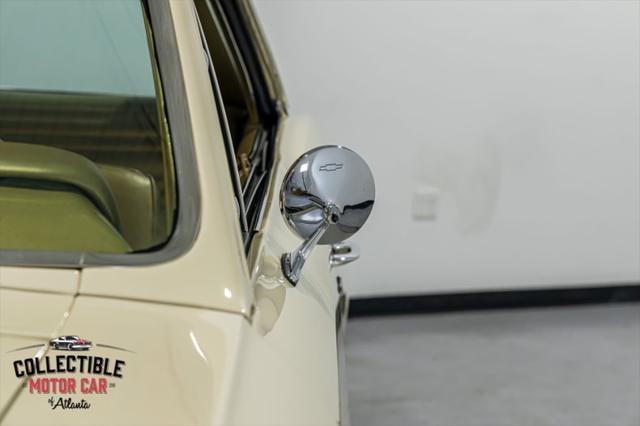 Photo of 1967 Beige Chevrolet Chevelle