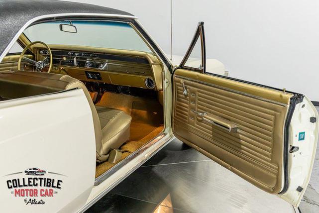 Photo of 1967 Beige Chevrolet Chevelle