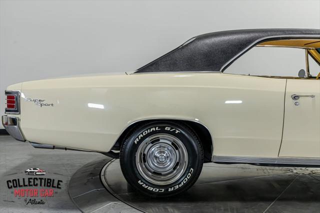 Photo of 1967 Beige Chevrolet Chevelle