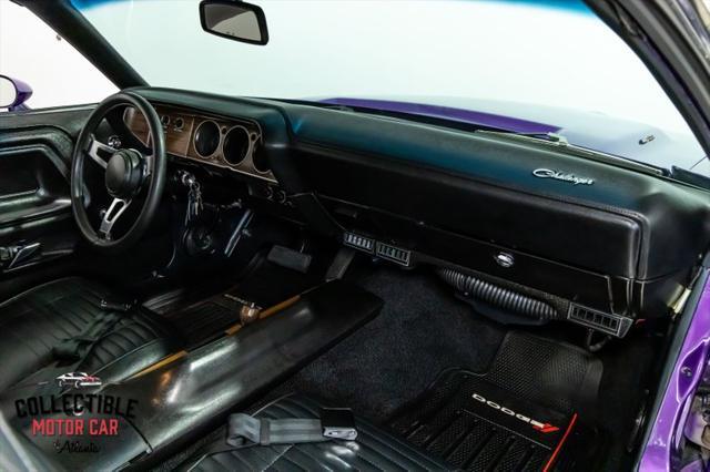 Photo of 1970 Plum Crazy Dodge Challenger