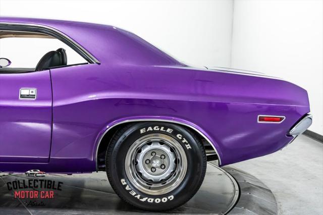 Photo of 1970 Plum Crazy Dodge Challenger
