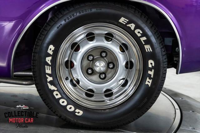 Photo of 1970 Plum Crazy Dodge Challenger