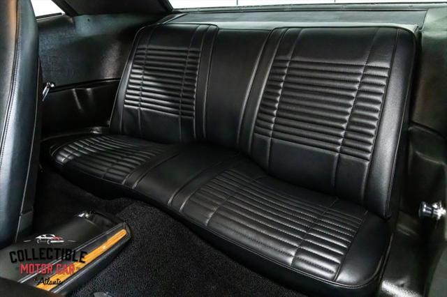 Photo of 1970 Plum Crazy Dodge Challenger