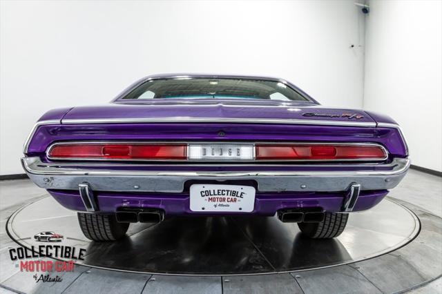 Photo of 1970 Plum Crazy Dodge Challenger