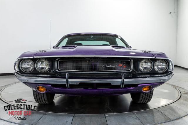 Photo of 1970 Plum Crazy Dodge Challenger
