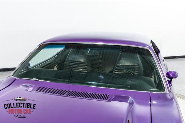 Photo of 1970 Plum Crazy Dodge Challenger