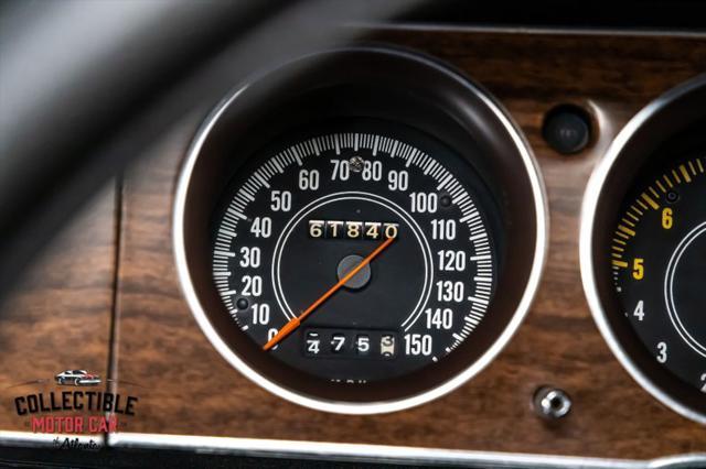 Photo of 1970 Plum Crazy Dodge Challenger