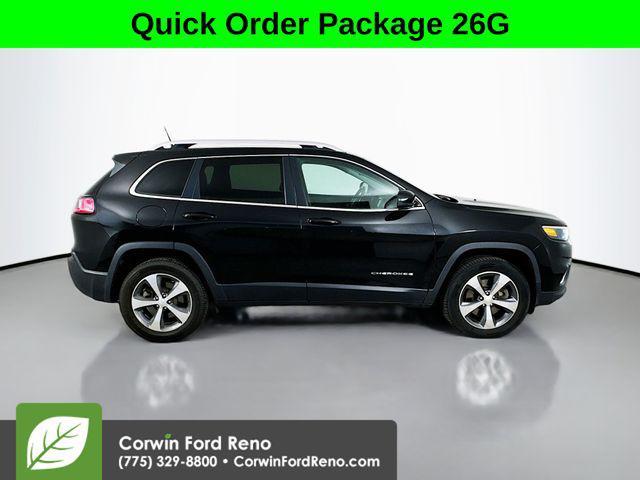 Photo of 2019 Diamond Black Crystal Pearlcoat Jeep Cherokee