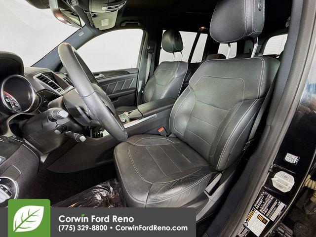 Photo of 2015 Black Mercedes-Benz GL-Class