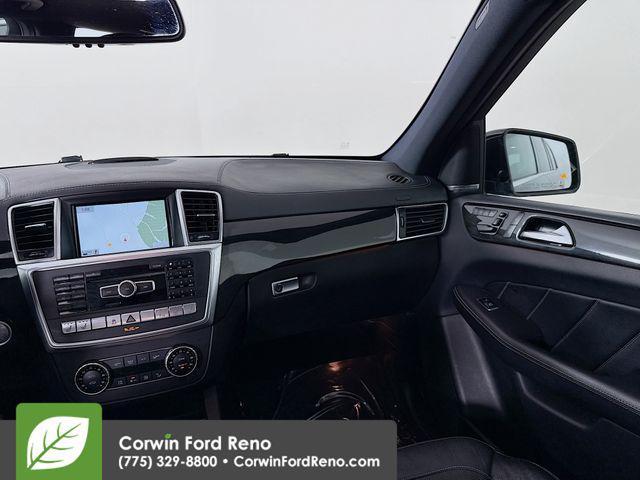 Photo of 2015 Black Mercedes-Benz GL-Class