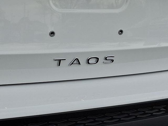 Photo of 2025 Pure White Volkswagen Taos