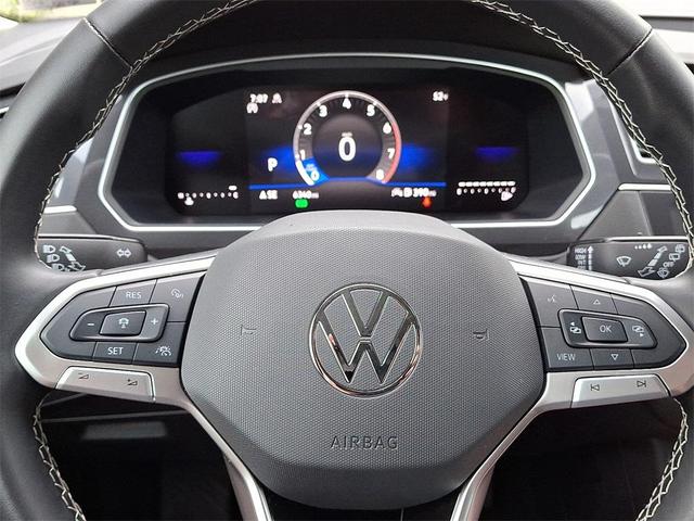 Photo of 2024 Pure White Volkswagen Tiguan