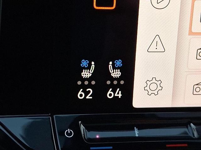 Photo of 2025 Deep Black Pearl Effect Volkswagen Atlas