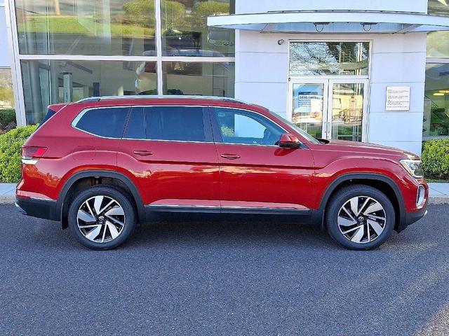 Photo of 2025 Aurora Red Metallic Volkswagen Atlas