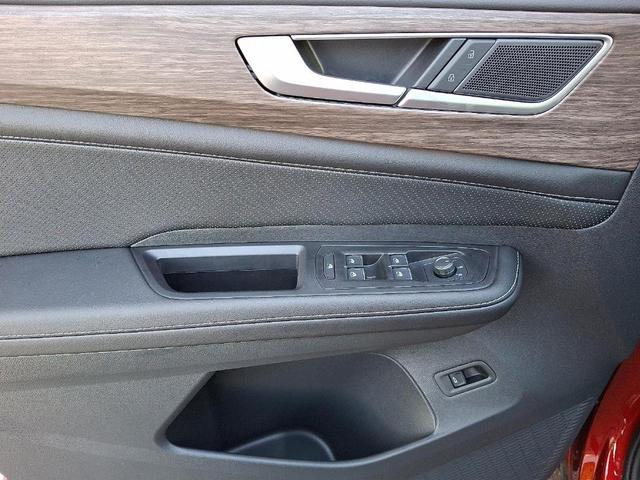 Photo of 2025 Aurora Red Metallic Volkswagen Atlas