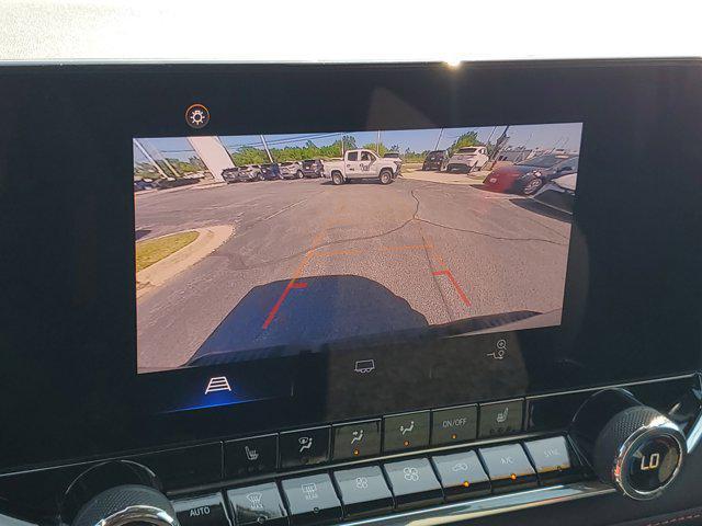 Photo of 2023 Black Chevrolet Colorado