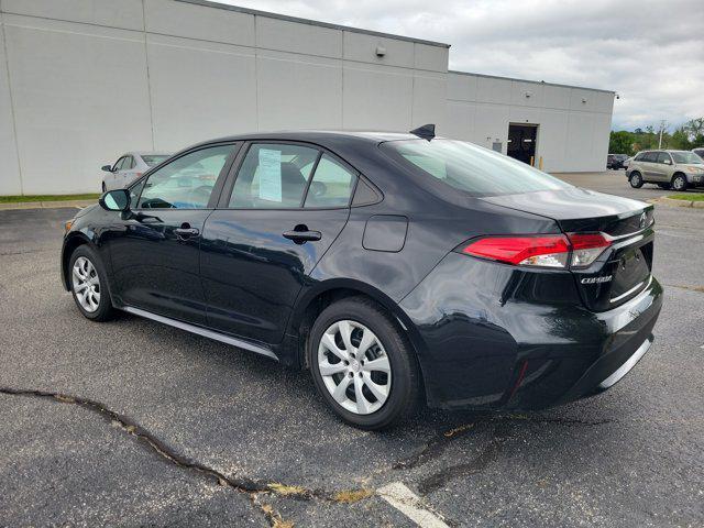 Photo of 2022 Black Sand Pearl Toyota Corolla