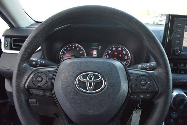 Photo of 2019 Midnight Black Metallic Toyota RAV4