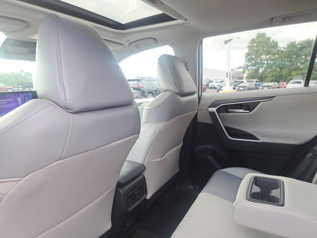 Photo of 2023 Silver Sky Metallic Toyota RAV4 Hybrid