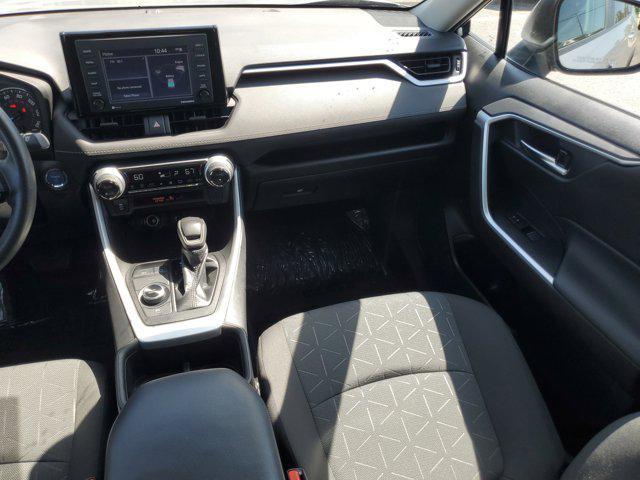 Photo of 2022 Silver Sky Metallic Toyota RAV4 Hybrid
