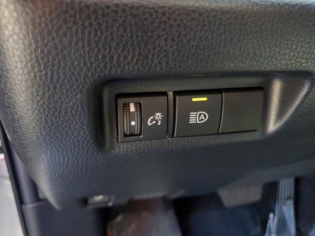 Photo of 2022 Silver Sky Metallic Toyota RAV4 Hybrid