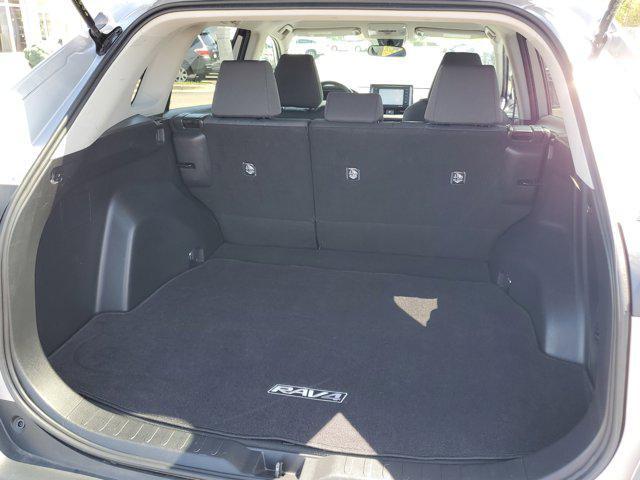 Photo of 2022 Silver Sky Metallic Toyota RAV4 Hybrid