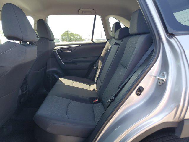 Photo of 2022 Silver Sky Metallic Toyota RAV4 Hybrid