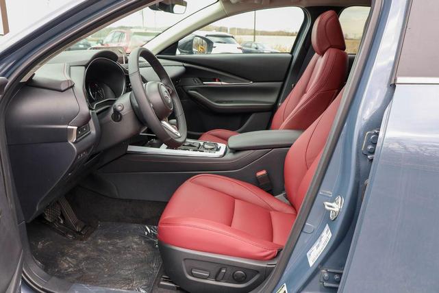 Photo of 2025 Polymetal Gray Metallic Mazda CX-30