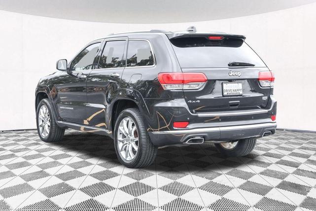 Photo of 2015 Brilliant Black Crystal Pearlcoat Jeep Grand Cherokee