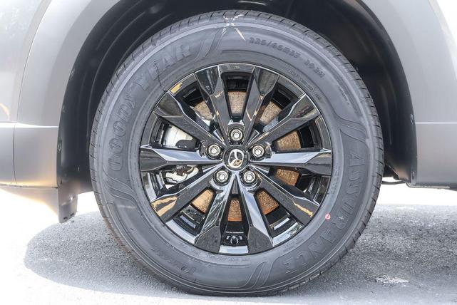 Photo of 2025 Machine Gray Metallic Mazda CX-50