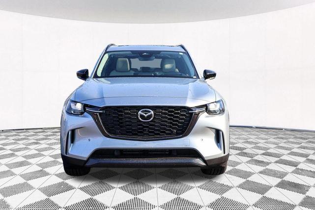 Photo of 2025 Sonic Silver Metallic Mazda CX-90