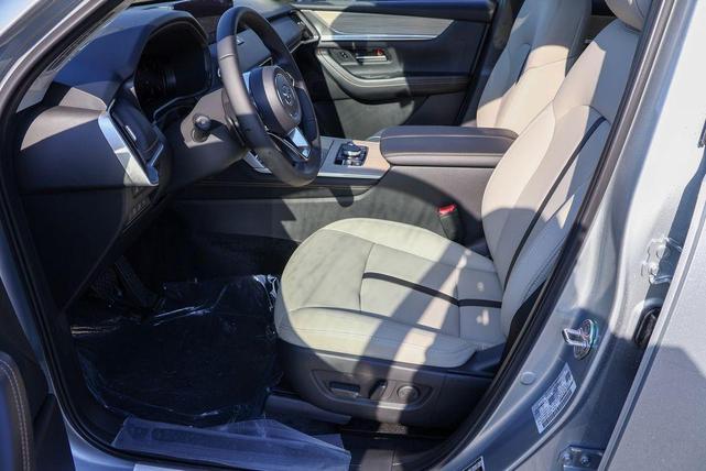 Photo of 2025 Sonic Silver Metallic Mazda CX-90