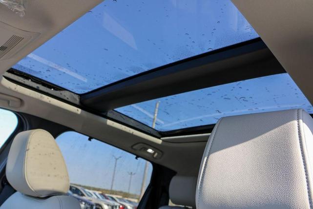Photo of 2025 Sonic Silver Metallic Mazda CX-90