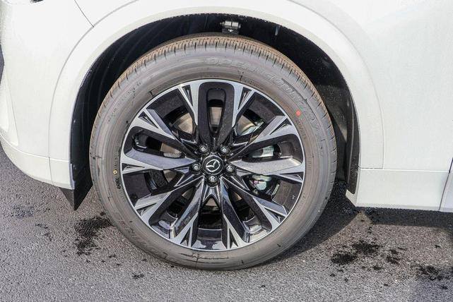 Photo of 2025 Rhodium White Premium Mazda CX-90