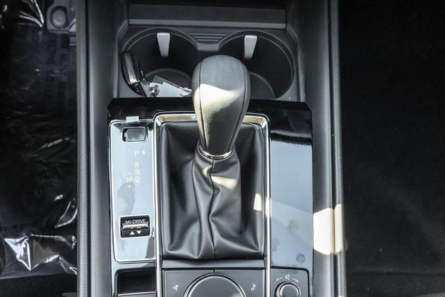 Photo of 2025 Wind Chill Pearl Mazda CX-50