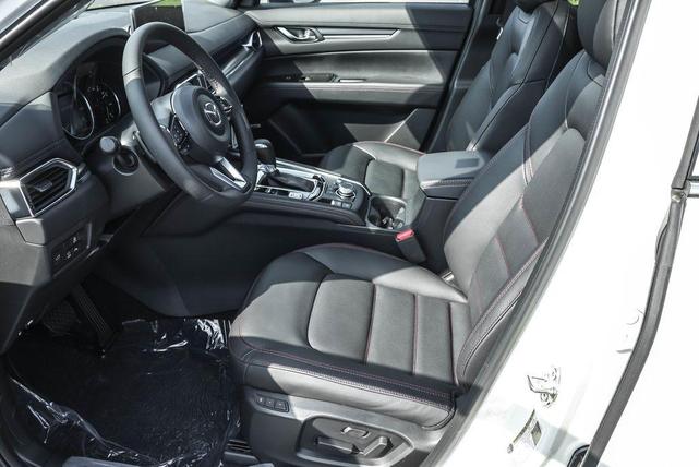 Photo of 2025 Rhodium Mazda CX-5