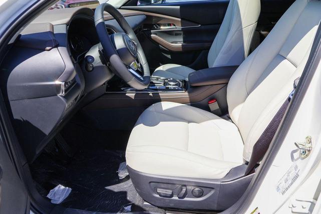 Photo of 2024 Snowflake White Pearl Mazda CX-30