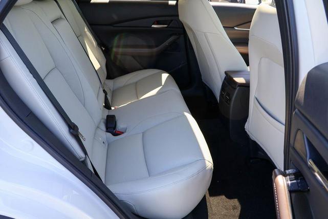Photo of 2024 Snowflake White Pearl Mazda CX-30
